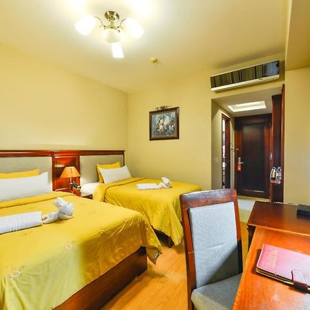 Minh Toan Athena Hotel Дананг Екстер'єр фото