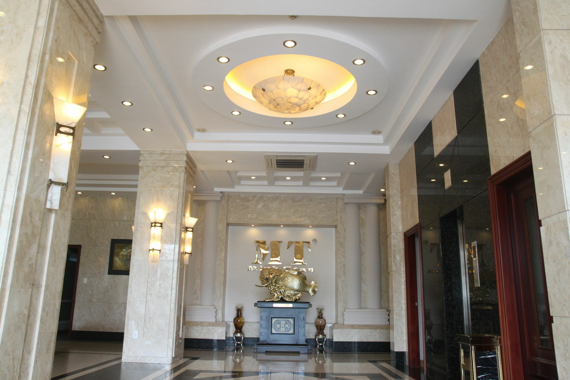 Minh Toan Athena Hotel Дананг Екстер'єр фото